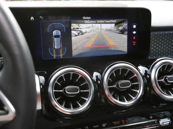 Mercedes-Benz EQB 300 4M Progressive Panorama Distronic Kamera