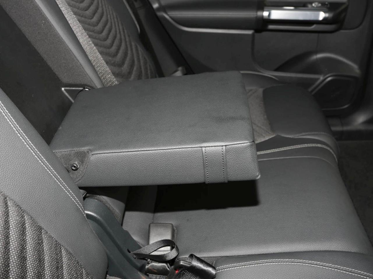 Mercedes-Benz EQB 300 4M Progressive Panorama Distronic Kamera