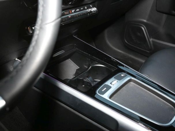 Mercedes-Benz EQB 300 4M Progressive Panorama Distronic Kamera