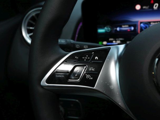Mercedes-Benz EQB 300 4M Progressive Panorama Distronic Kamera