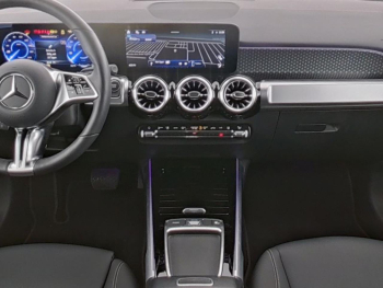 Mercedes-Benz EQB 300 4M Progressive Panorama Distronic Kamera