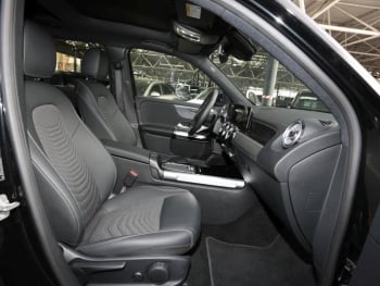 Mercedes-Benz EQB 300 4M Progressive Panorama Distronic Kamera