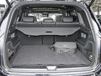 Mercedes-Benz EQB 300 4M AMG Distronic Panorama Burmester 360°