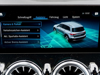 Mercedes-Benz EQB 300 4M AMG Night Panorama Kamera Easy-Pack
