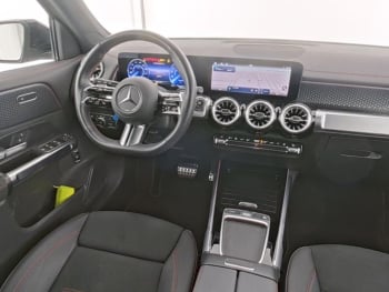 Mercedes-Benz EQB 300 4M AMG Night Panorama Kamera Easy-P AHK