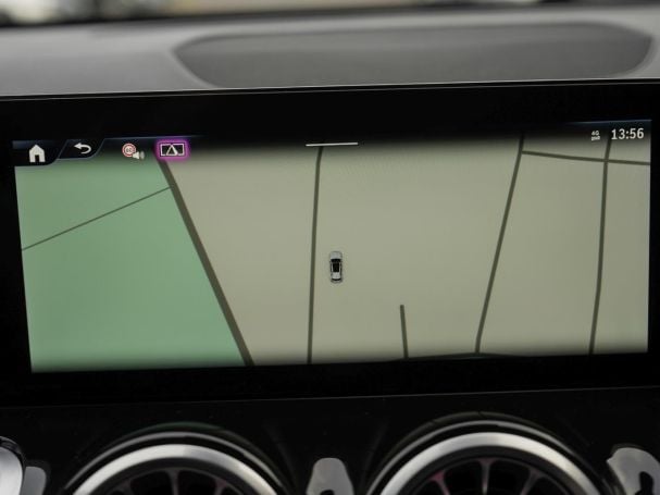 Mercedes-Benz EQB 300 4M Progressive MBUXNavi-Prem. Kamera