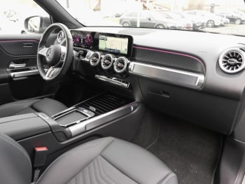 Mercedes-Benz EQB 300 4M Progressive MBUXNavi-Prem. Kamera
