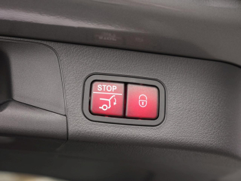 Mercedes-Benz EQB 300 4M Progressive MBUXNavi-Prem. Kamera