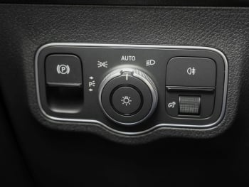 Mercedes-Benz EQB 300 4M Progressive MBUXNavi-Prem. Kamera