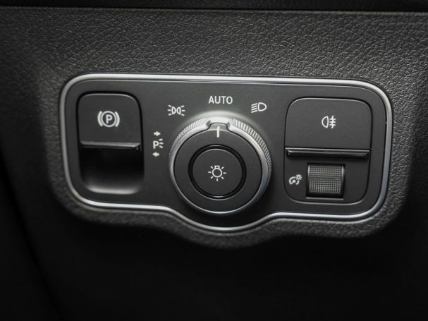 Mercedes-Benz EQB 300 4M Progressive MBUXNavi-Prem. Kamera