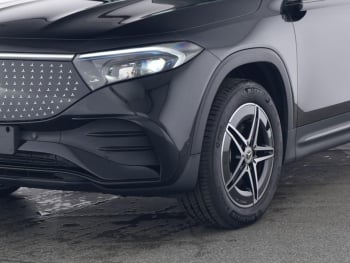 Mercedes-Benz EQB 300 4M AMG Night Panorama HeadUp 360° EasyP