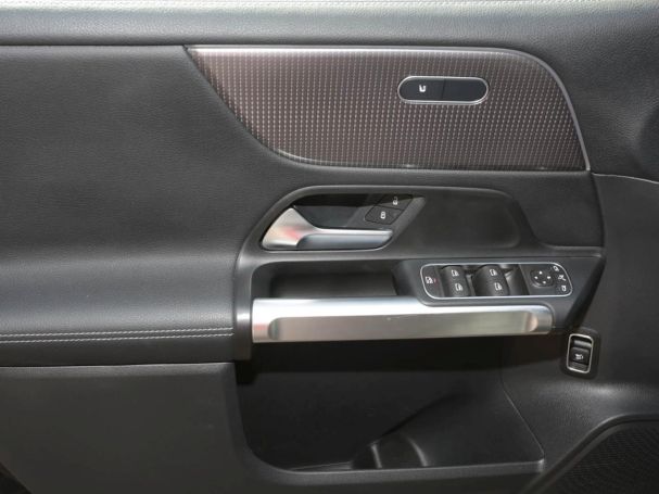 Mercedes-Benz EQB 300 4M Progressive Night MBUX Navi 360° Mercedes-Benz EQB 300 4M Progressive Night MBUX Navi 360°