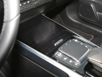 Mercedes-Benz EQB 300 4M Progressive Night MBUX Navi 360° Mercedes-Benz EQB 300 4M Progressive Night MBUX Navi 360°