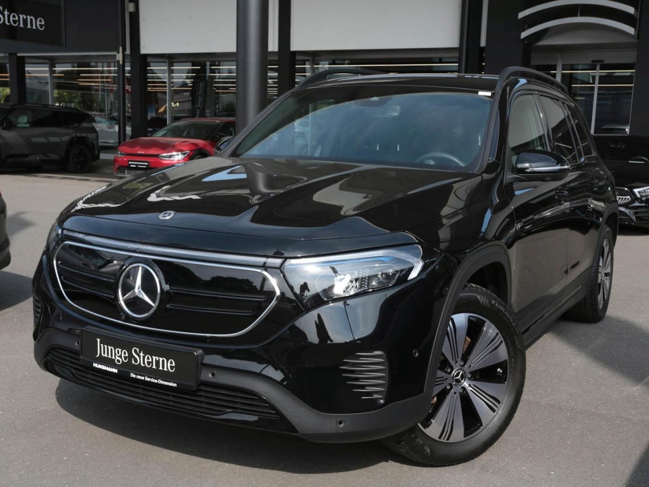 Mercedes-Benz EQB 300 4M Progressive Night MBUX Navi 360°