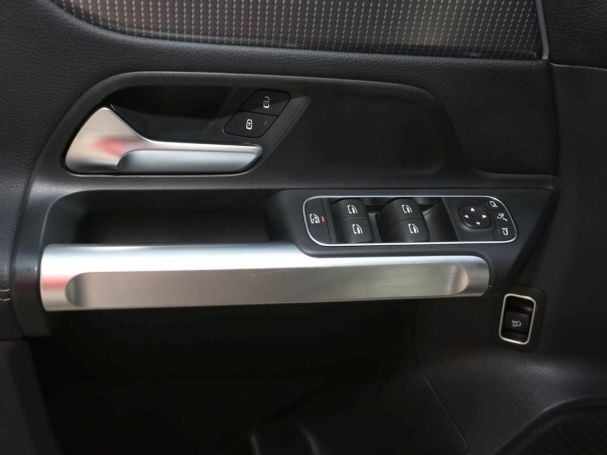Mercedes-Benz EQB 300 4M Progressive Night MBUX Navi 360° Mercedes-Benz EQB 300 4M Progressive Night MBUX Navi 360°