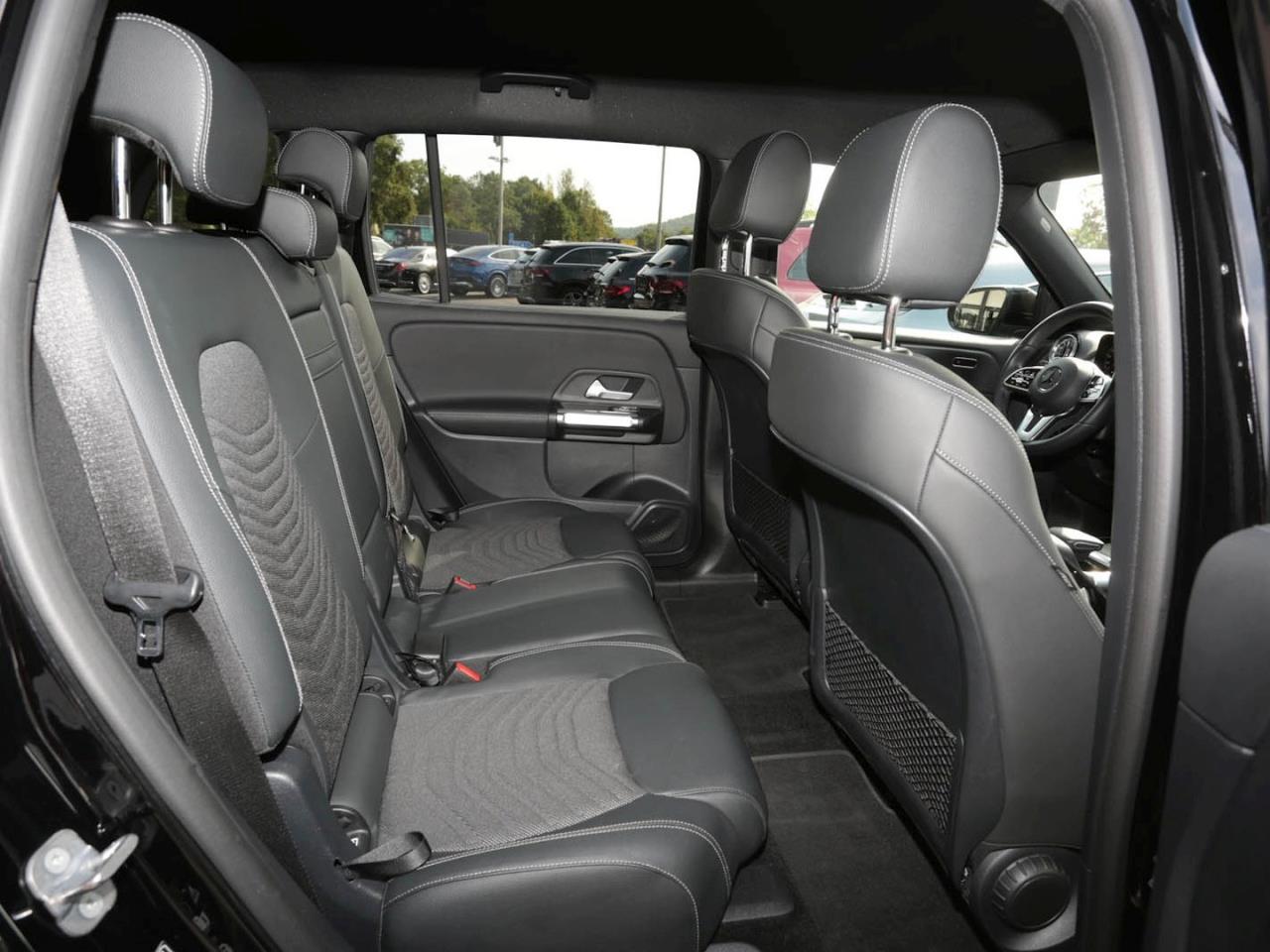 Mercedes-Benz EQB 300 4M Progressive Night MBUX Navi 360°