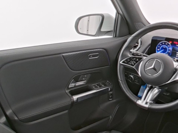 Mercedes-Benz EQB 300 4M Progressive Distronic Easy-Pack 360°