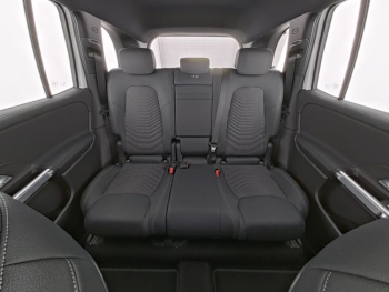 Mercedes-Benz EQB 300 4M Progressive Distronic Easy-Pack 360°