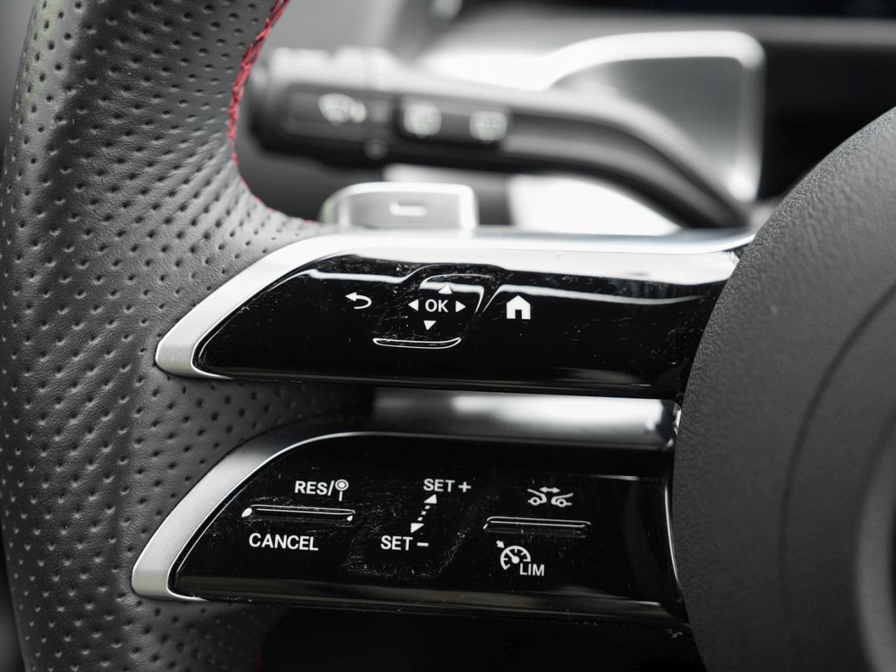 Mercedes-Benz EQB 300 4M AMG Night Navi Head-Up Memory 360°