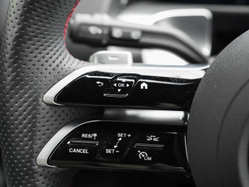 Mercedes-Benz EQB 300 4M AMG Night Navi Head-Up Memory 360°