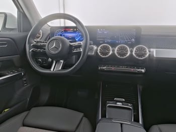 Mercedes-Benz EQB 300 4M MBUX Navi Kamera Totwinkel Winter-P