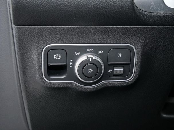 Mercedes-Benz EQB 300 4M Progressive Distronic Kamera AHK