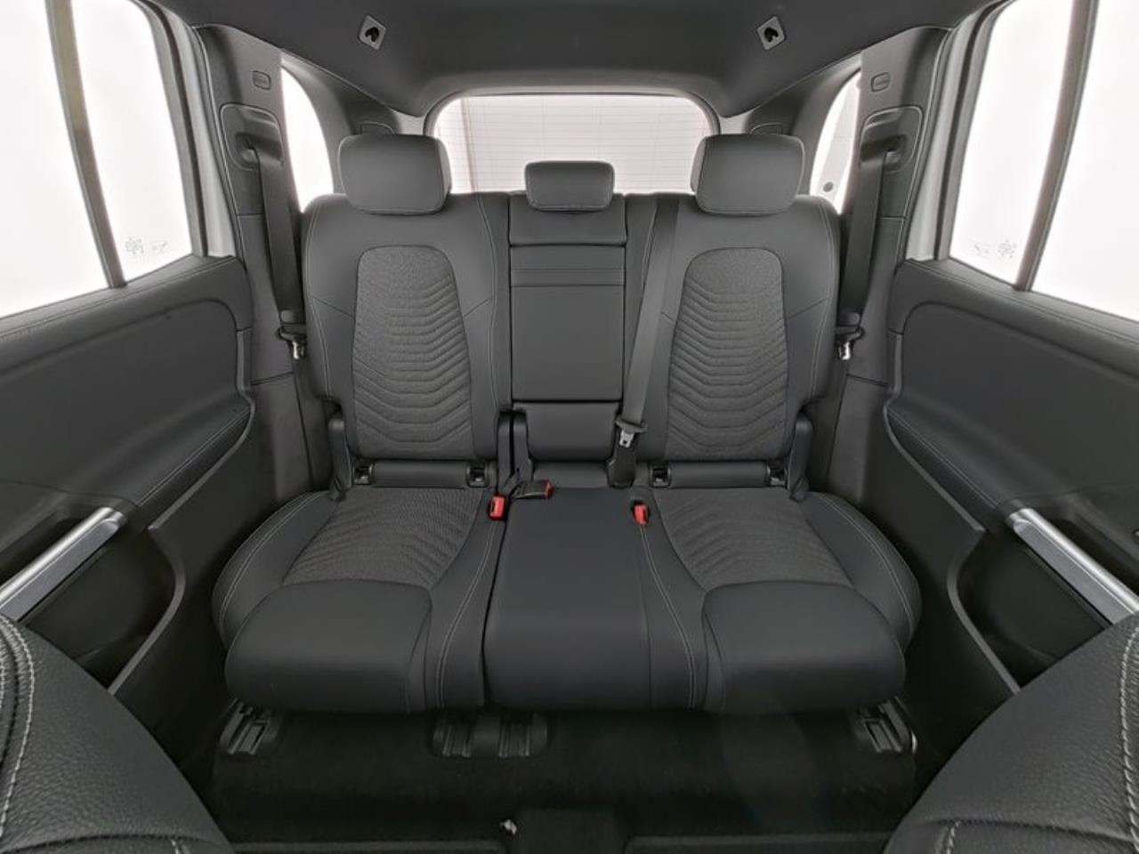 Mercedes-Benz EQB 300 4M Progressive Distronic Kamera AHK