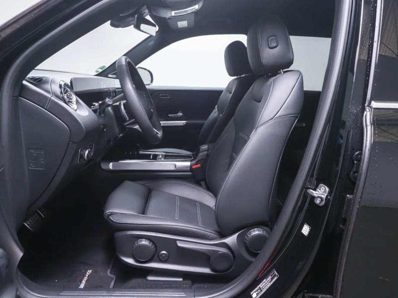 Mercedes-Benz EQB 350 4M AMG MBUX Navi Leder Burmester EasyP