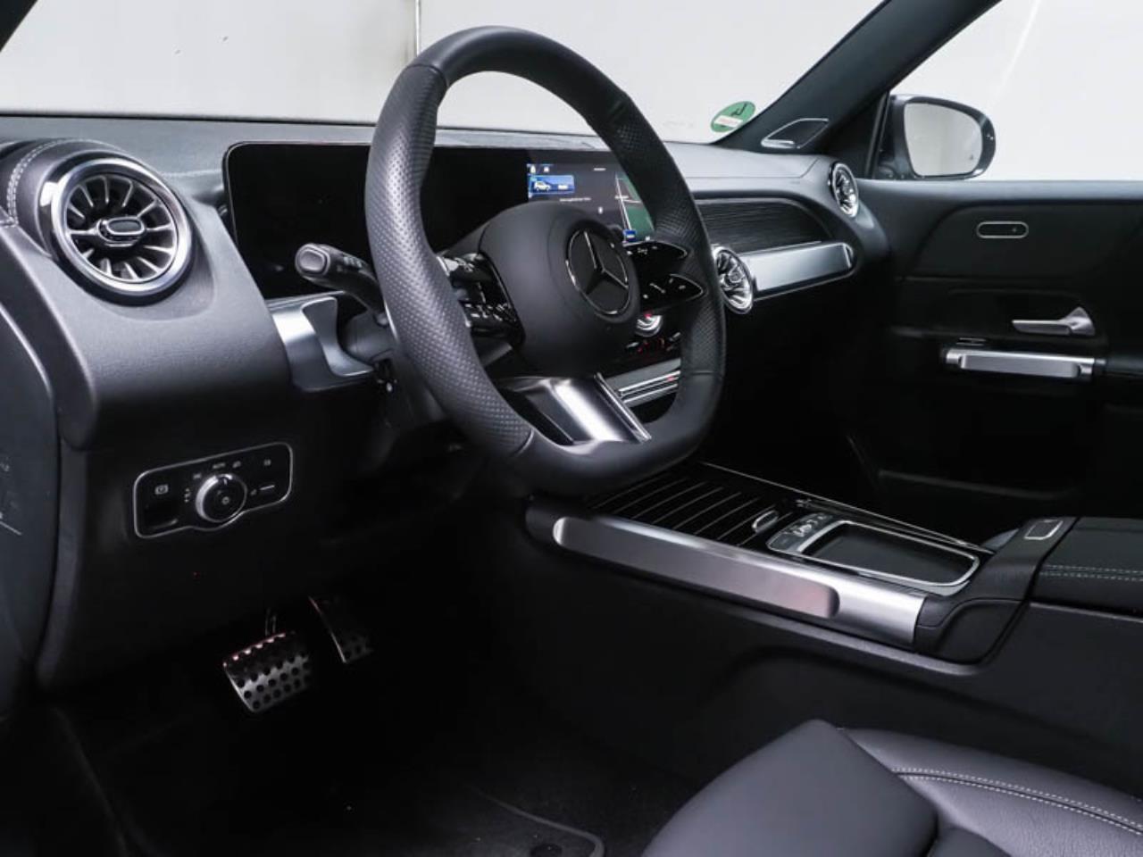 Mercedes-Benz EQB 350 4M AMG MBUX Navi Kamera Burmester