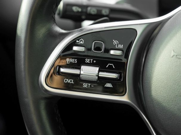 Mercedes-Benz EQB 350 4M Progressive Panorama 7-Sitzer 360°