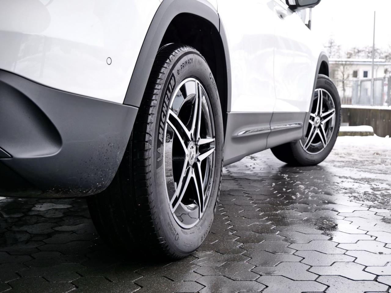 Mercedes-Benz EQB 350 4M AMG Night Panorama Burmester HUD 360°