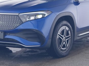 Mercedes-Benz EQB 350 4M AMG MBUXNavi-Prem. Panorama AHK 360°