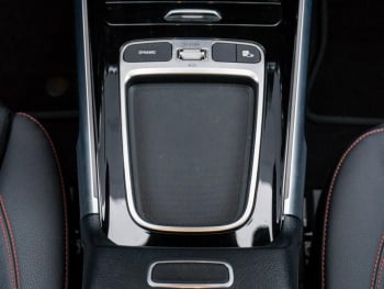 Mercedes-Benz EQB 350 4M AMG Night Navi Distronic AHK Kamera