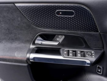 Mercedes-Benz EQB 350 4M AMG Night Navi Distronic AHK Kamera