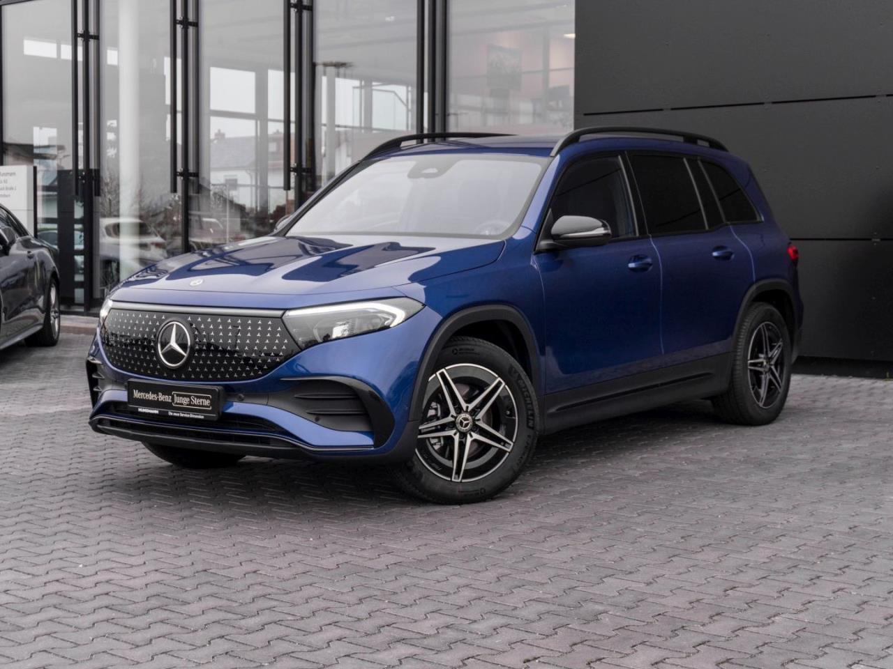 Mercedes-Benz EQB 350 4M AMG Night Navi Distronic AHK Kamera