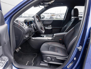 Mercedes-Benz EQB 350 4M AMG Night Navi Distronic AHK Kamera