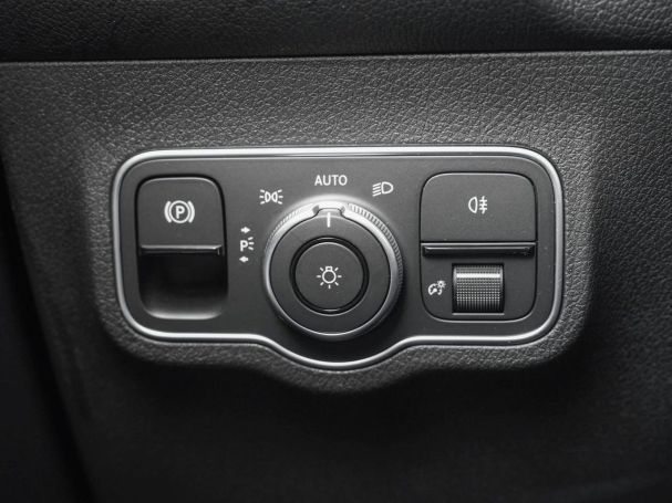 Mercedes-Benz EQB 350 4M Progressive Distronic Memory AHK 360°