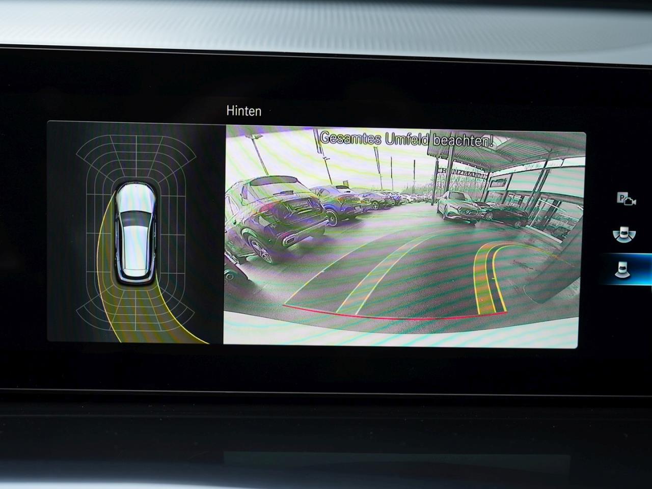 Mercedes-Benz EQC 400 4M AMG Line AMG Schiebedach Distronic