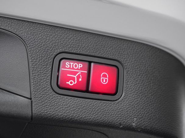 Mercedes-Benz EQC 400 4M AMG Line AMG Schiebedach Distronic