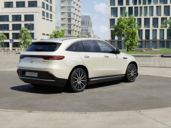 Mercedes-Benz EQC 400 4M AMG Line AMG Schiebedach Distronic