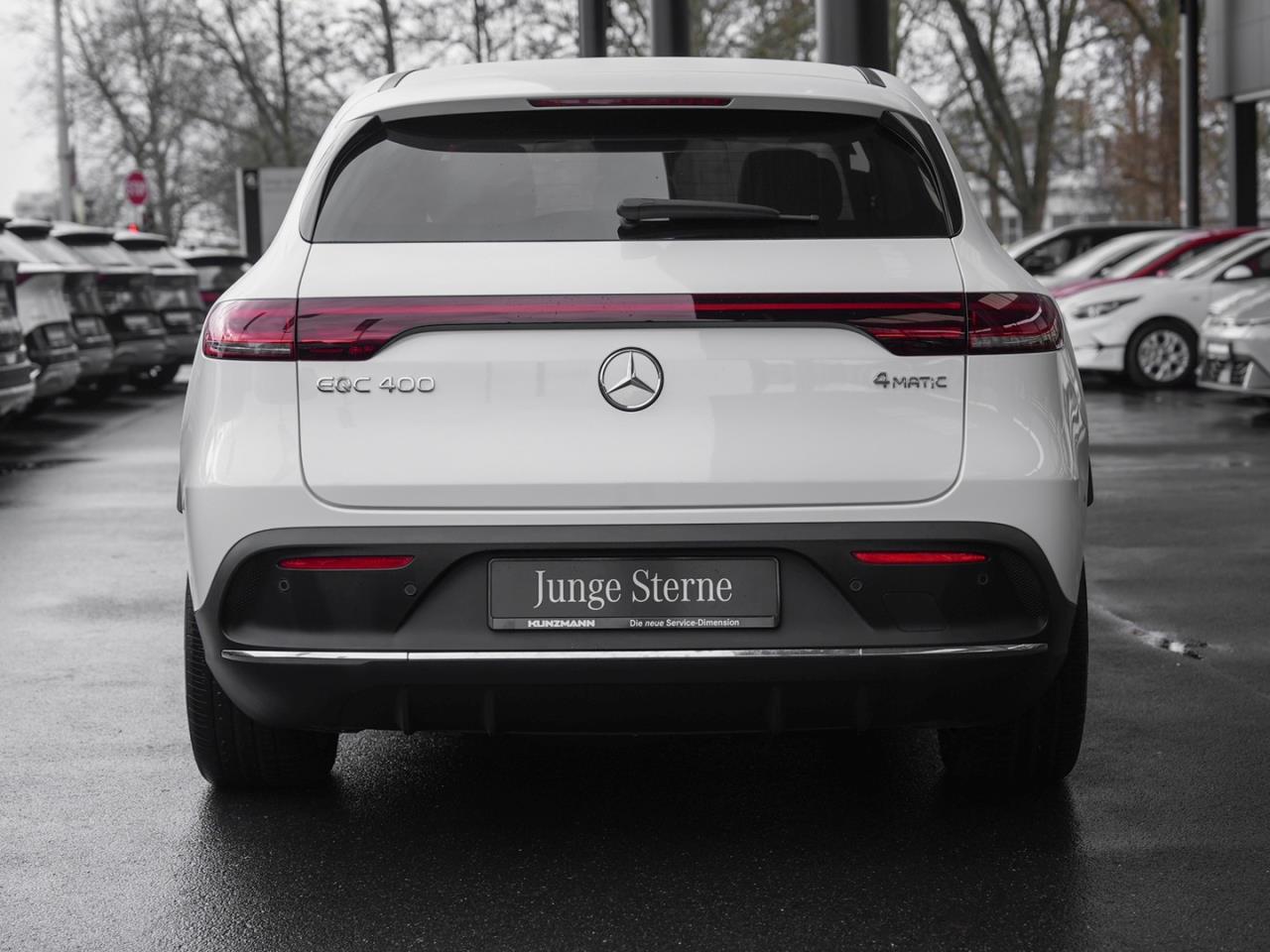 Mercedes-Benz EQC 400 4M AMG Line AMG Schiebedach Distronic