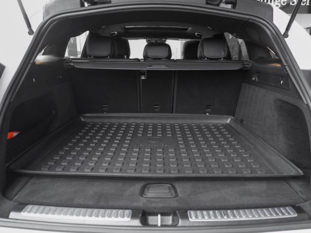 Mercedes-Benz EQC 400 4M AMG Line AMG Schiebedach Distronic