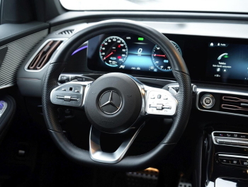 Mercedes-Benz EQC 400 4M AMG Line AMG Schiebedach Distronic