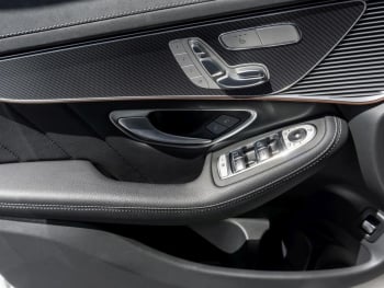 Mercedes-Benz EQC 400 4M AMG Line AMG Schiebedach Distronic