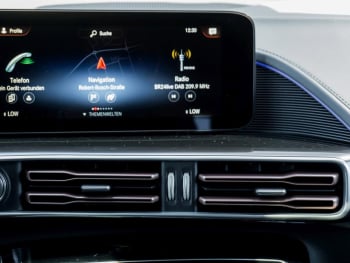 Mercedes-Benz EQC 400 4M AMG Line AMG Schiebedach Distronic