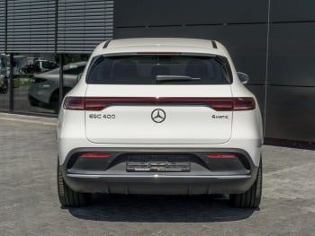 Mercedes-Benz EQC 400 4M AMG Line AMG Schiebedach Distronic
