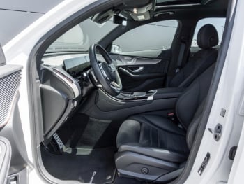 Mercedes-Benz EQC 400 4M AMG Line AMG Schiebedach Distronic