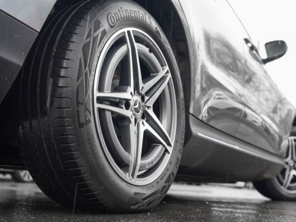 Mercedes-Benz EQC 400 4M AMG Line AMG Kamera Easy-Pack AHK