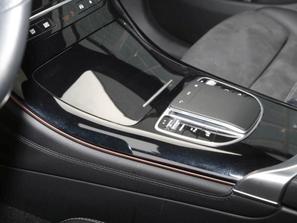 Mercedes-Benz EQC 400 4M AMG MBUX Navi Distronic Schiebedach Mercedes-Benz EQC 400 4M AMG MBUX Navi Distronic Schiebedach