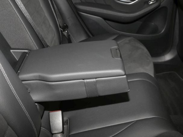 Mercedes-Benz EQC 400 4M AMG MBUX Navi Distronic Schiebedach Mercedes-Benz EQC 400 4M AMG MBUX Navi Distronic Schiebedach